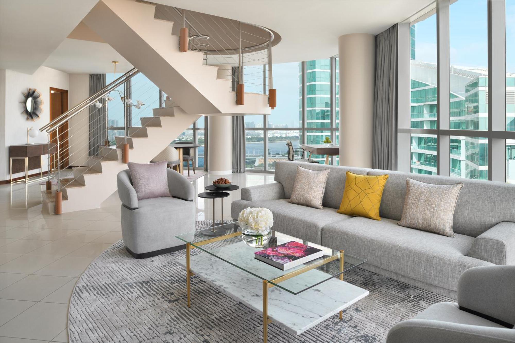 Intercontinental Residence Suites Dubai Festival City By Ihg Zewnętrze zdjęcie A living room in a penthouse at The Ritz-Carlton, South Beach