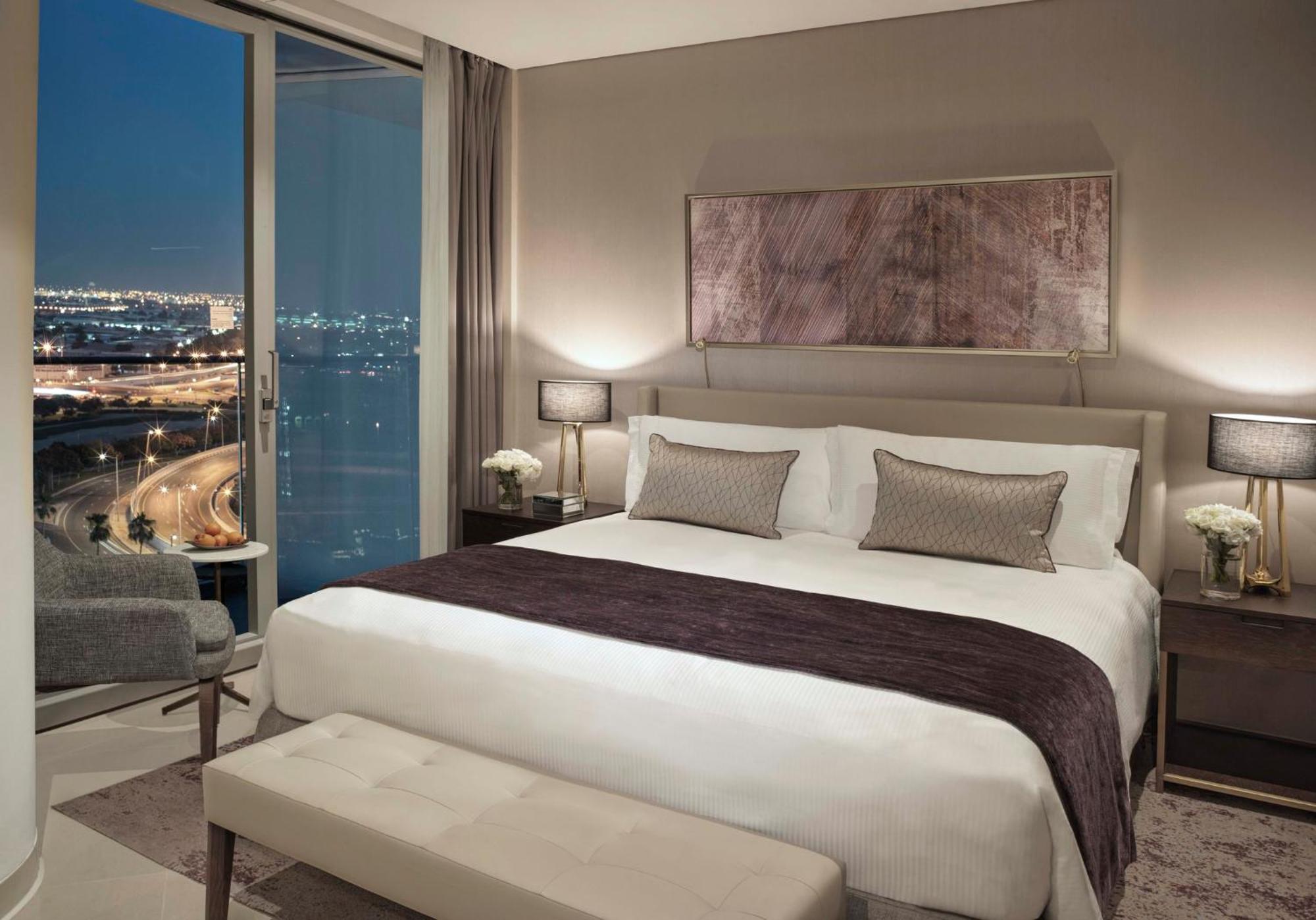 Intercontinental Residence Suites Dubai Festival City By Ihg Zewnętrze zdjęcie A bedroom at the Address Downtown Hotel